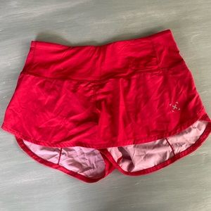 TWL athletic shorts 2.5” motion